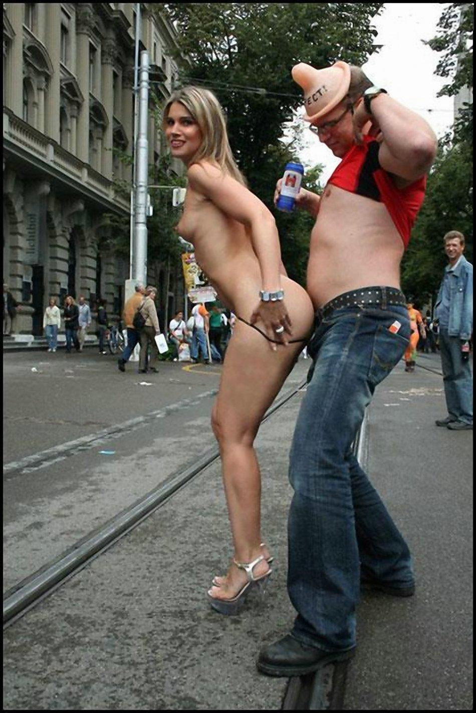 Public naked slut