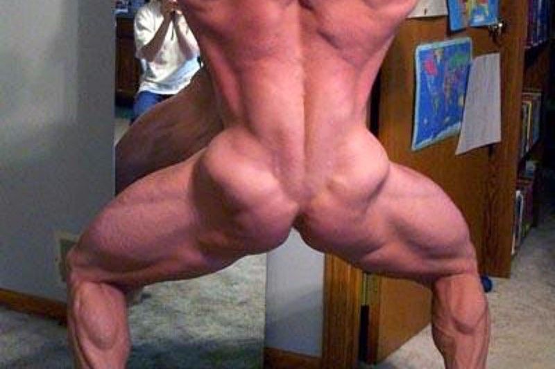 FB reccomend muscled ass