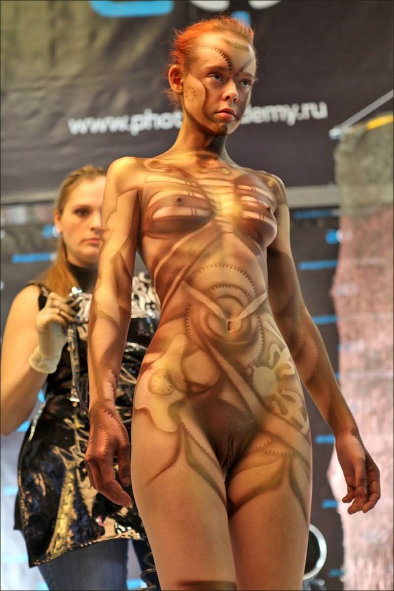 best of Show nude fashion