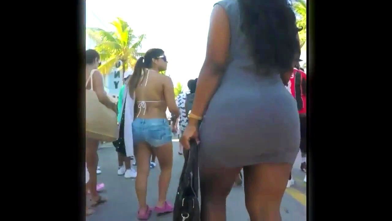 Candid black booty