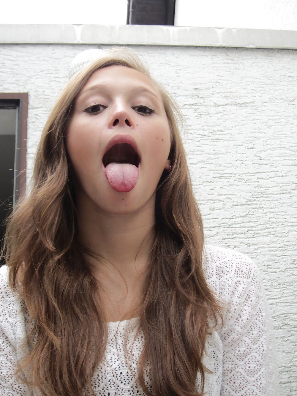 Fendi reccomend tongue wide