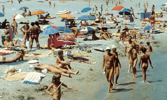 Canada nudist beach