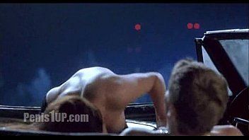 Anne hathaway nude in the car
