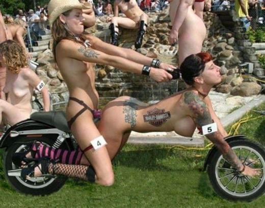 Women Topless On Motorcycles Photos And Other Amusements