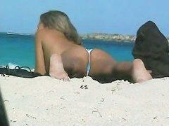 Bubbles reccomend Real beach voyeur vid with hot nudist chicks