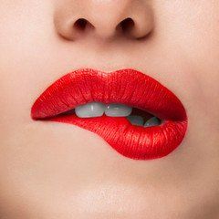 Artemis reccomend Erotic lips mouth pics