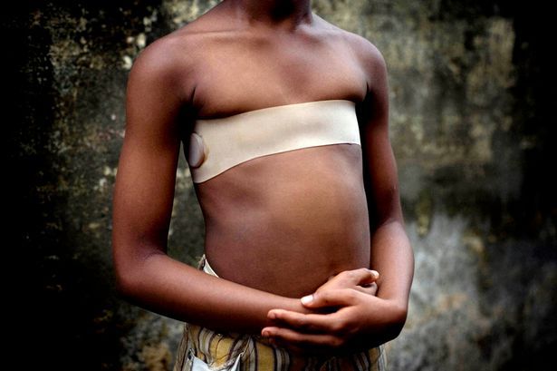 African teenge girl boobs