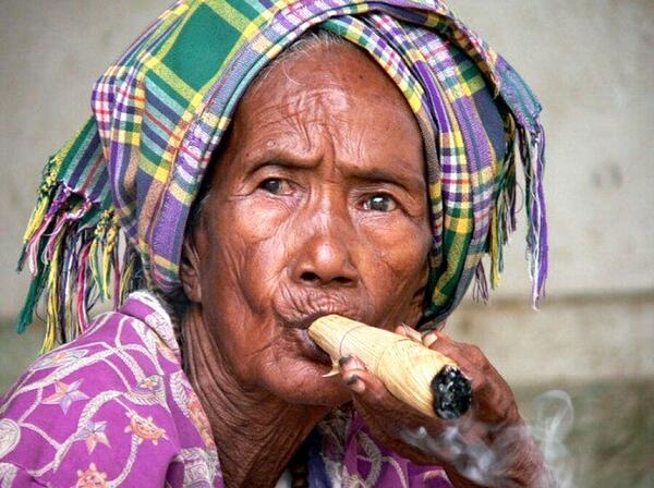 The M. reccomend Old lady smoking weed