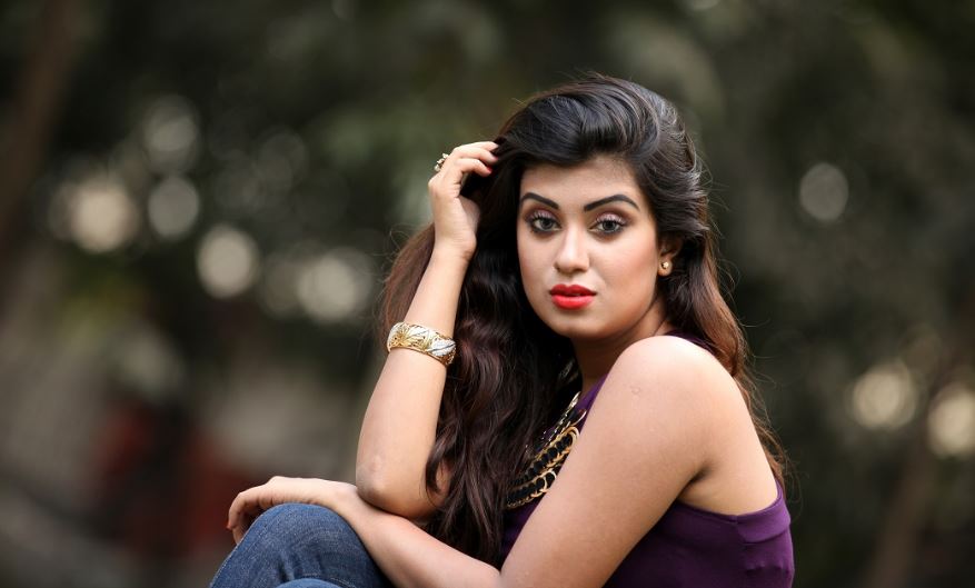 Patrol reccomend Bangladeshi hot model sexy