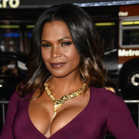 How old is nia long