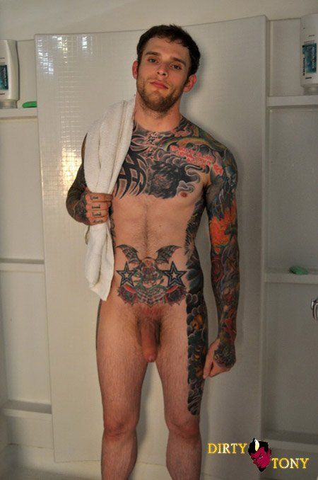 Updog reccomend Nude guys with tattoo