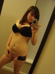 VP recommendet girls selfies Curvy nude