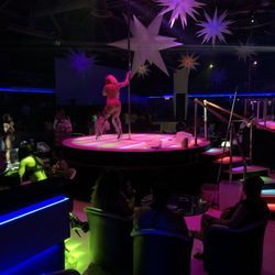 Atarazana Night Club Dollars Strip Contest