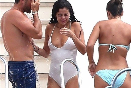 Bitsy B. reccomend Selena gomez in the shower naked