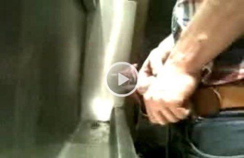 Goldilocks reccomend Playing with my wet hairy teen pussy in public restroom risky masturbation.