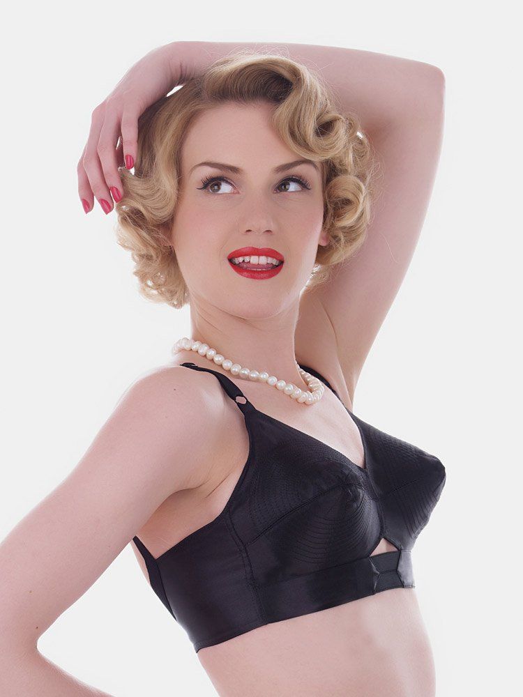 Quest reccomend 1950 s style pointed bra fetish