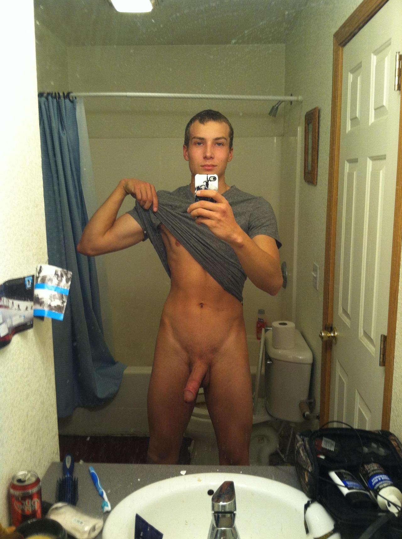 huge cock cumming selfie sex photo