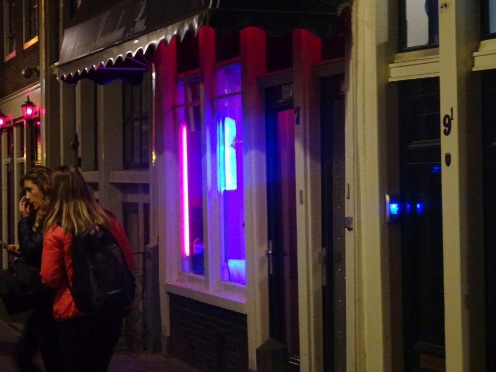 Cold F. reccomend Amsterdam red light district transsexual