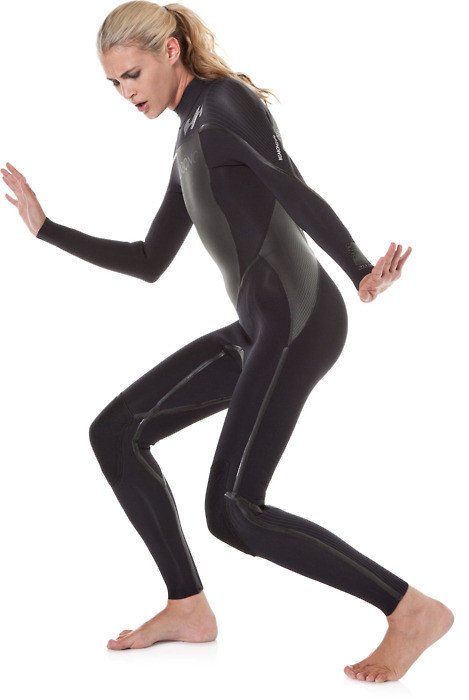 Chick in wetsuit fucked