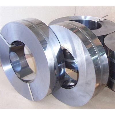Hot rolled carbon steel strip