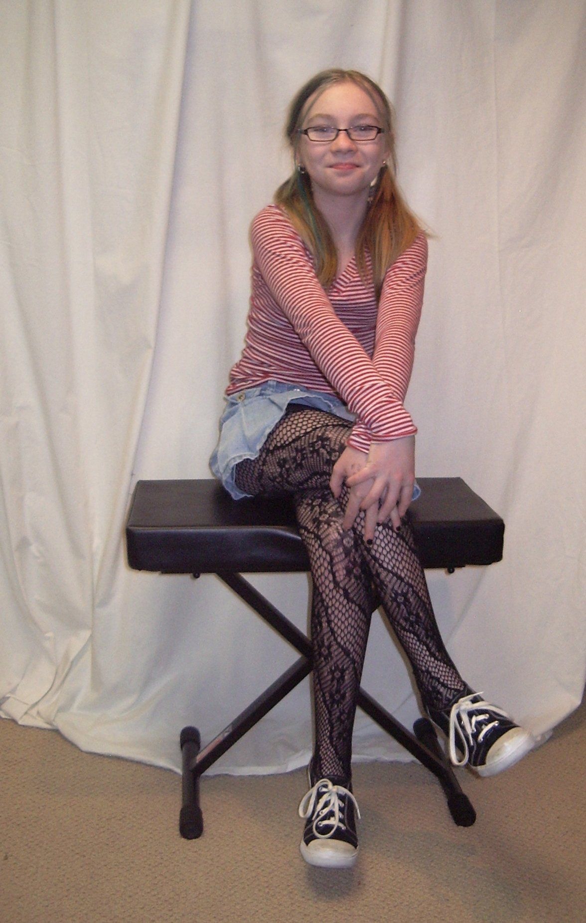 The P. reccomend Daughter wearing pantyhose
