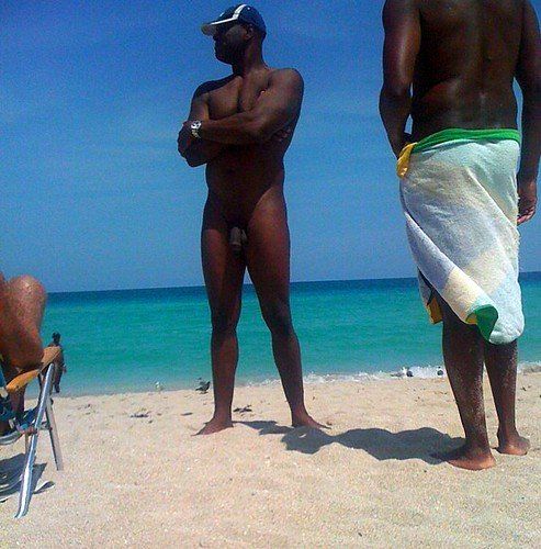 Hose reccomend Haulover beach naked man