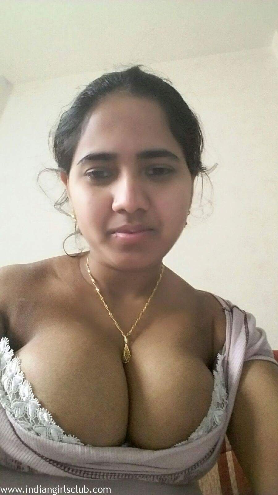 Whisky G. reccomend Hot chubby nude indians