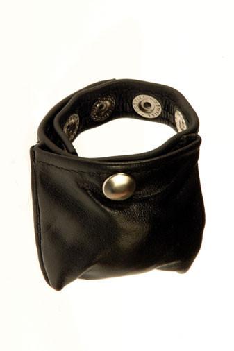 Pecan reccomend Leather ball pouch and cock ring