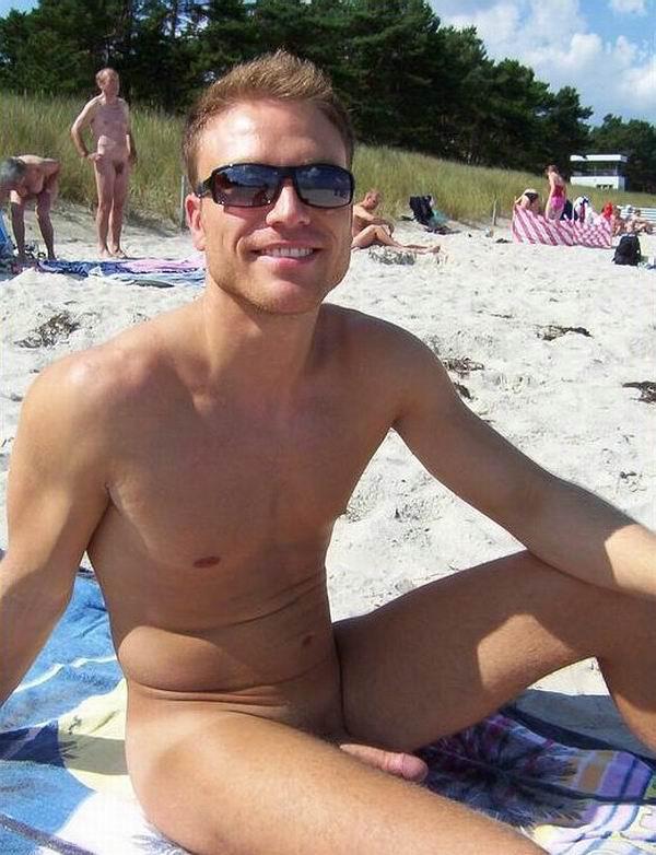 Goldilocks reccomend Naked erect men on beach pictures