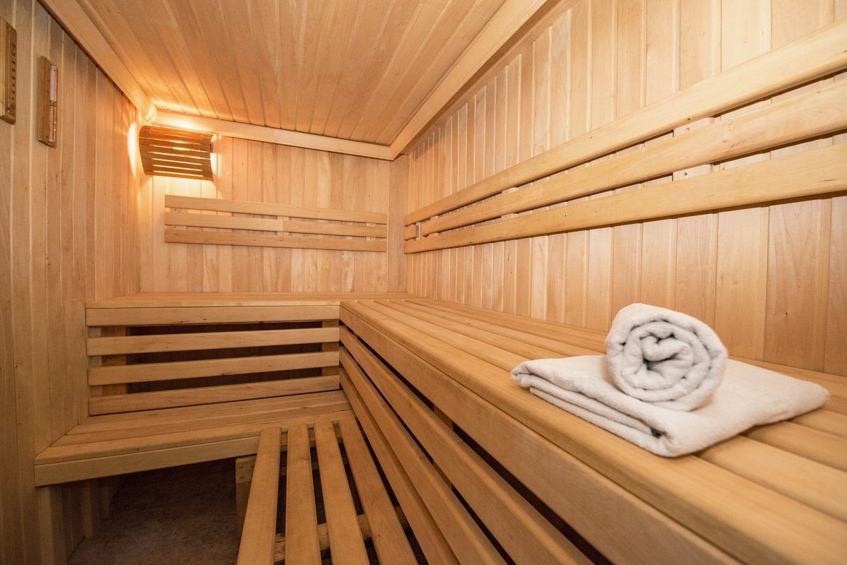 Naked sauna for couple in Pohang