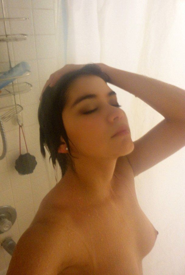 Mad M. reccomend Sarah silverman naked body